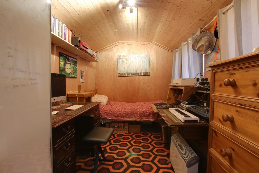 Garden office