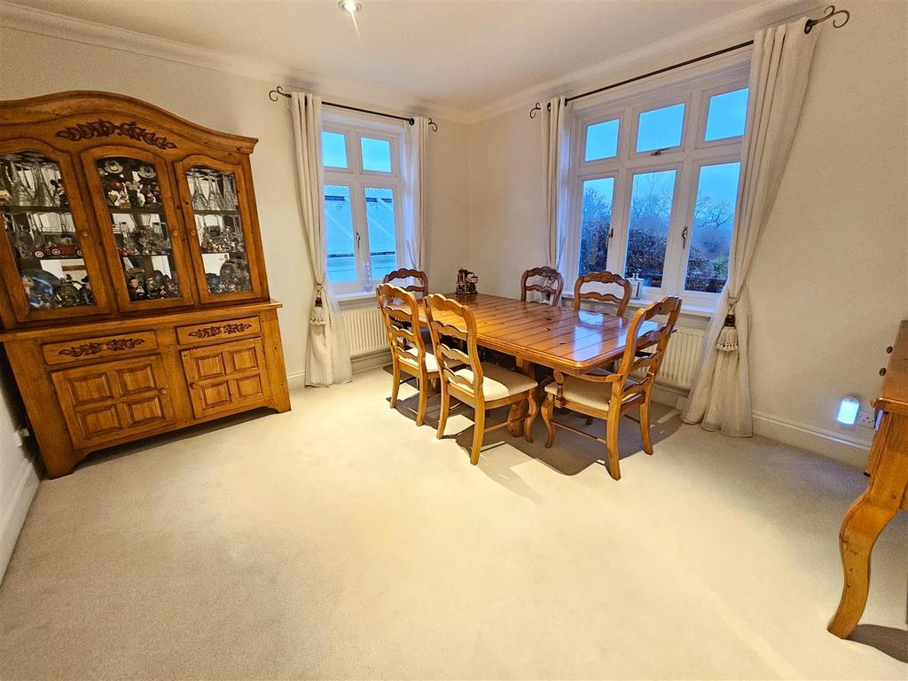 Bedroom 3.jpg