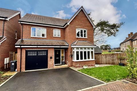 4 bedroom detached house for sale, The Royal Way, Camberley GU16