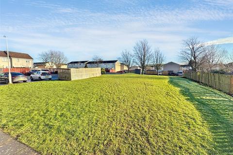 1 bedroom flat for sale, Peasehill Fauld, Dunfermline KY11
