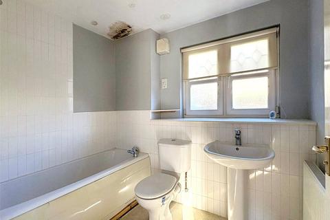 1 bedroom flat for sale, Peasehill Fauld, Dunfermline KY11