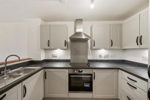 4 bedroom end of terrace house to rent, Upper Lighthorne CV33
