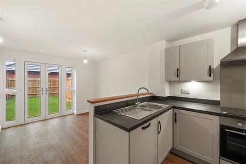 4 bedroom end of terrace house to rent, Upper Lighthorne CV33