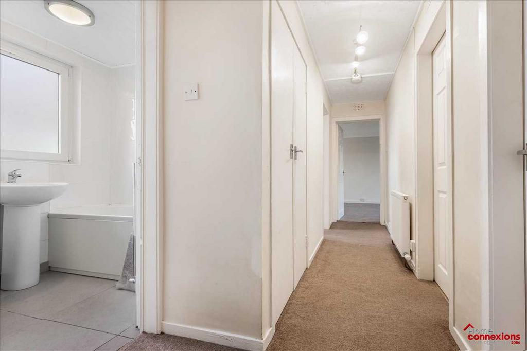 Enrtance Hallway (1)