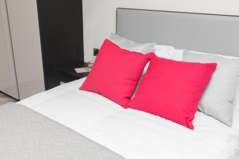 2 bedroom apartment to rent, Great Western Street, Manchester M14