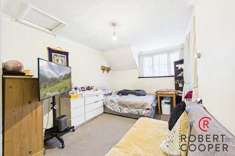 undefined, Grovelands Close, South Harrow, HA2