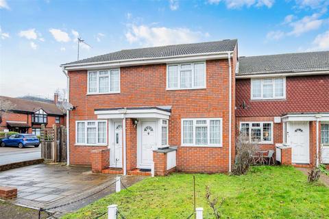 Delaporte Close, Epsom