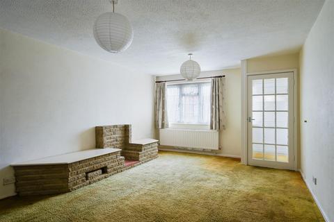 2 bedroom terraced house for sale, Delaporte Close, Epsom