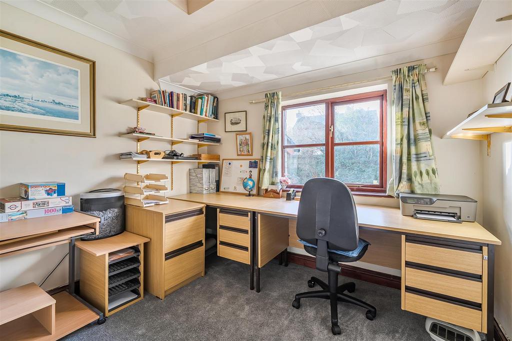 Penbar Office.jpg