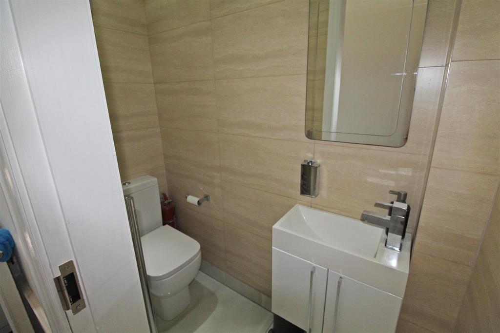 Downstairs wc.jpg