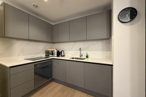 1 bedroom flat to rent, Harlequin Avenue
