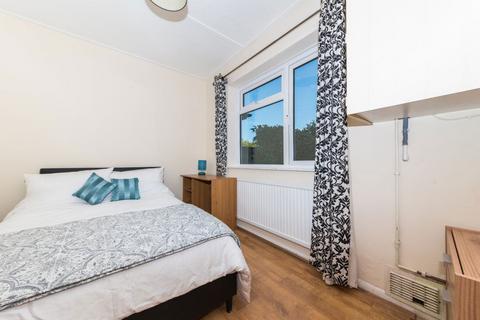 undefined, Hillside Avenue, Canterbury