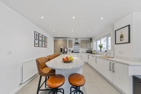 4 bedroom detached house for sale, Wade Avenue, Warrington, WA4