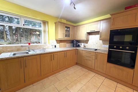 3 bedroom semi-detached house for sale, Holden Lea, Westhoughton, Bolton