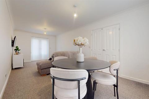 4 bedroom detached house for sale, Harmans Cross, Milton Keynes MK10