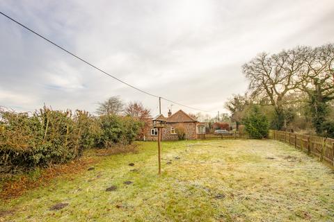 2 bedroom detached bungalow for sale, Saxthorpe Road, Thurning, Melton Constable