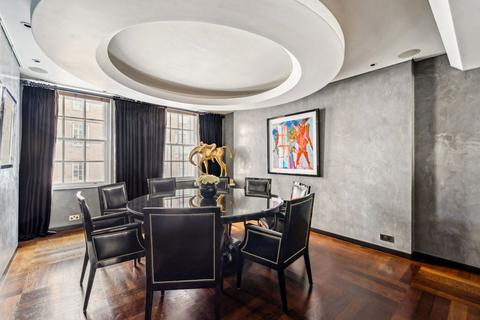3 bedroom apartment to rent, Upper Grosvenor Street, London, W1K 7