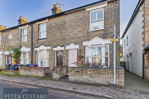 3 bedroom terraced house for sale - Station Road, Ware SG12