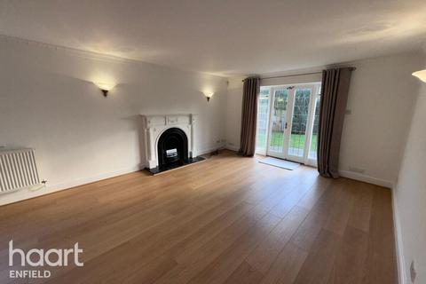 undefined, Richardson Crescent, Enfield