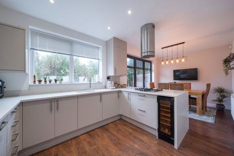3 bedroom semi-detached house for sale, Princes Plain, Bromley BR2