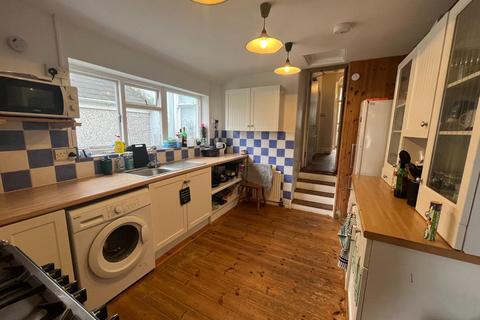 4 bedroom house to rent, Budock Terrace, Falmouth