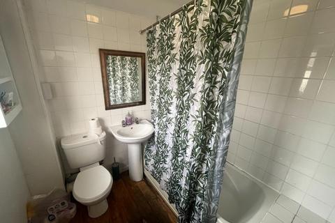 4 bedroom house to rent, Budock Terrace, Falmouth