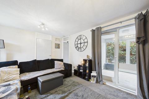 undefined, Frizley Gardens, Bradford
