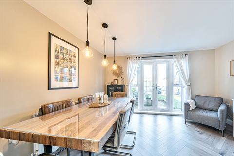 3 bedroom semi-detached house for sale, Waterton Close, Methley, Leeds