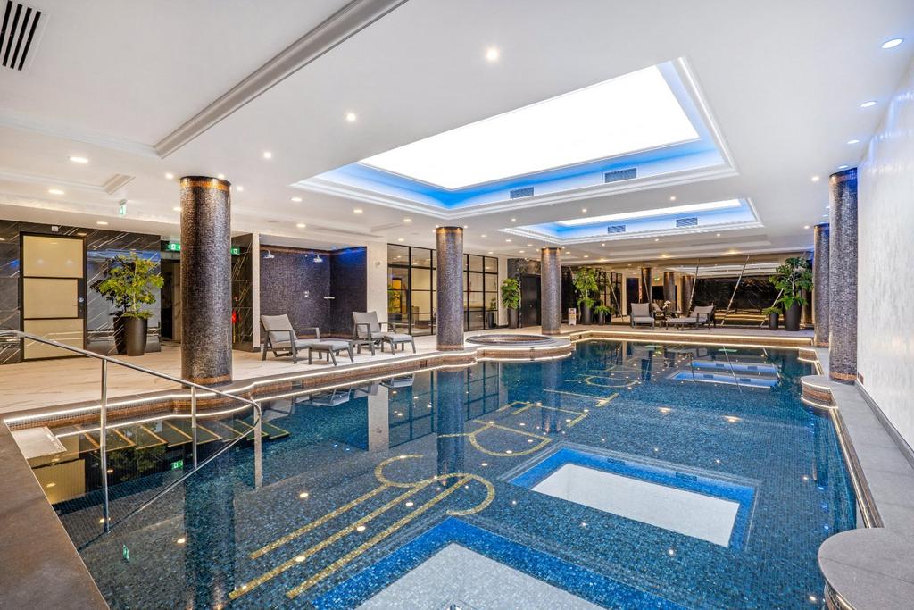 Residents Pool