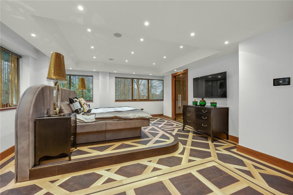Principal Bedroom
