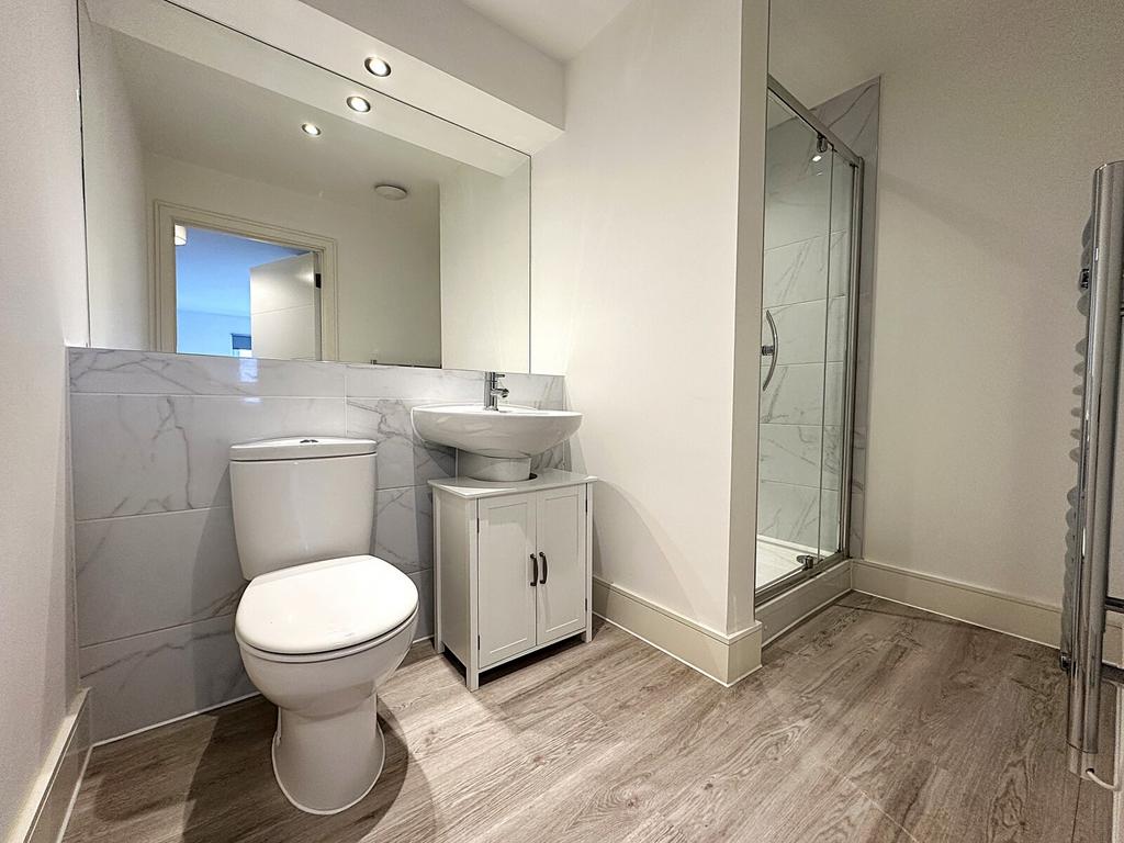En Suite Shower Room