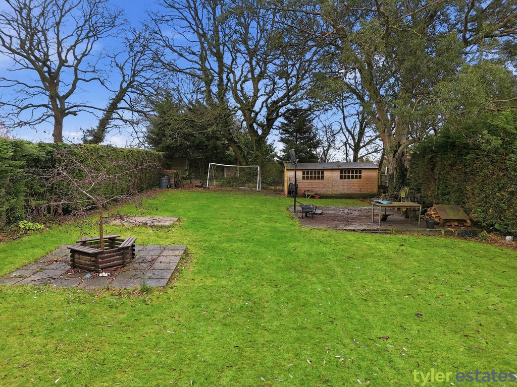Garden to Rear