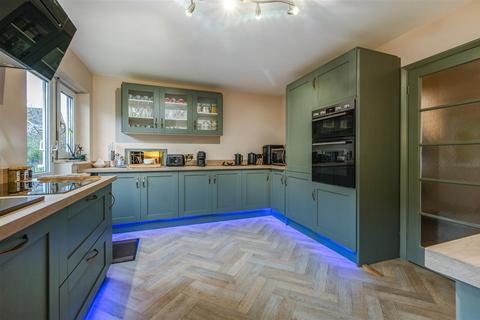2 bedroom detached bungalow for sale, Roselands, Bexhill-On-Sea
