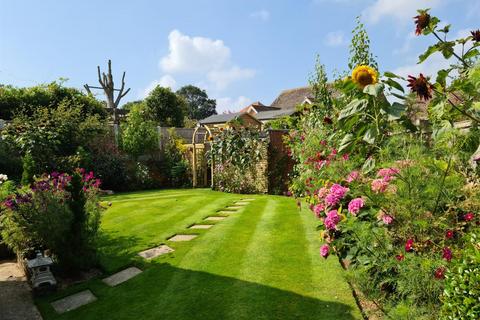 2 bedroom detached bungalow for sale, Roselands, Bexhill-On-Sea