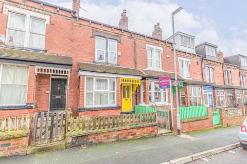 undefined, Roundhay Avenue, Leeds LS8