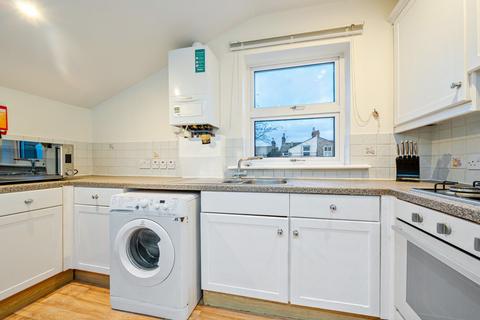 1 bedroom flat to rent, Kingscourt Road, Streatham Hill, London, SW16