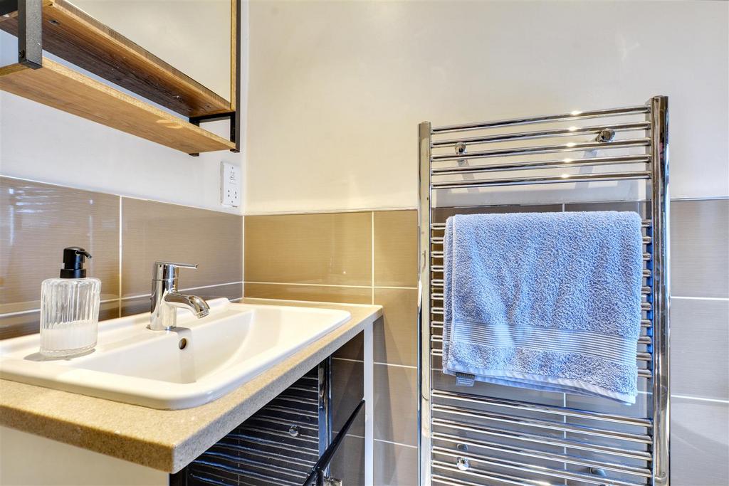 Shower Room 2.jpeg