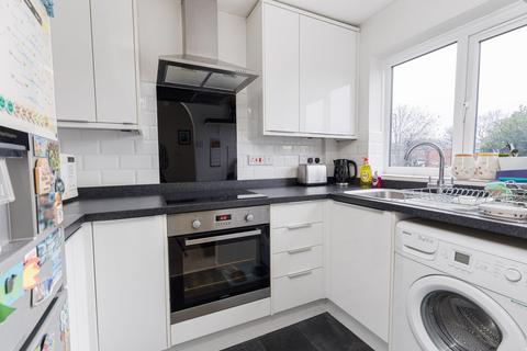 undefined, Buchans Lawn, Crawley RH11