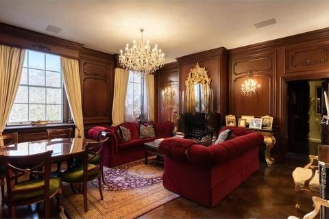 2 bedroom apartment for sale, Eaton Square, London