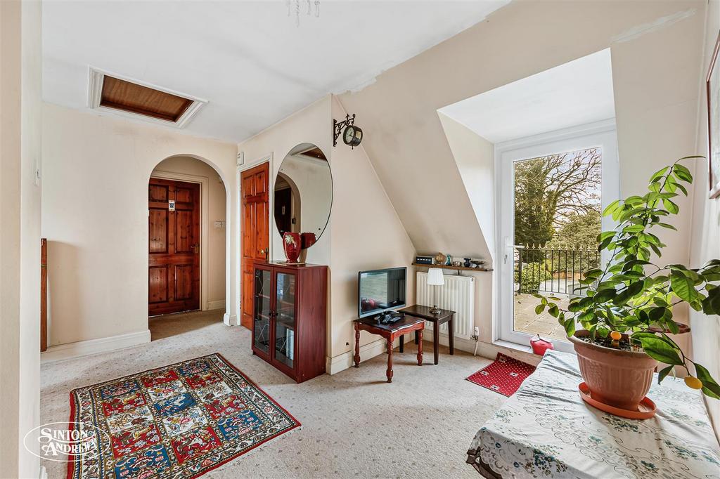 Woodview House the Fairway-23.jpg