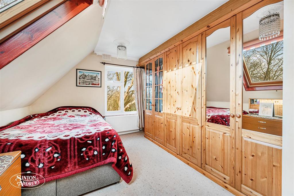 Woodview House the Fairway-21.jpg