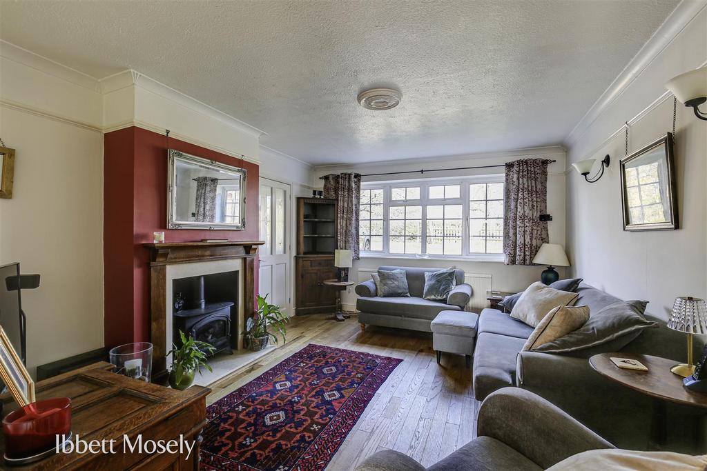 7 Reception room.jpg