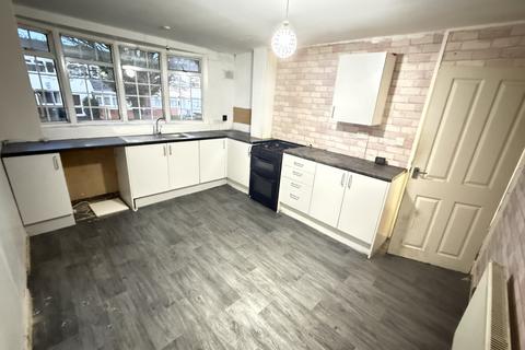 3 bedroom terraced house to rent, Tobruk Walk, Willenhall WV13