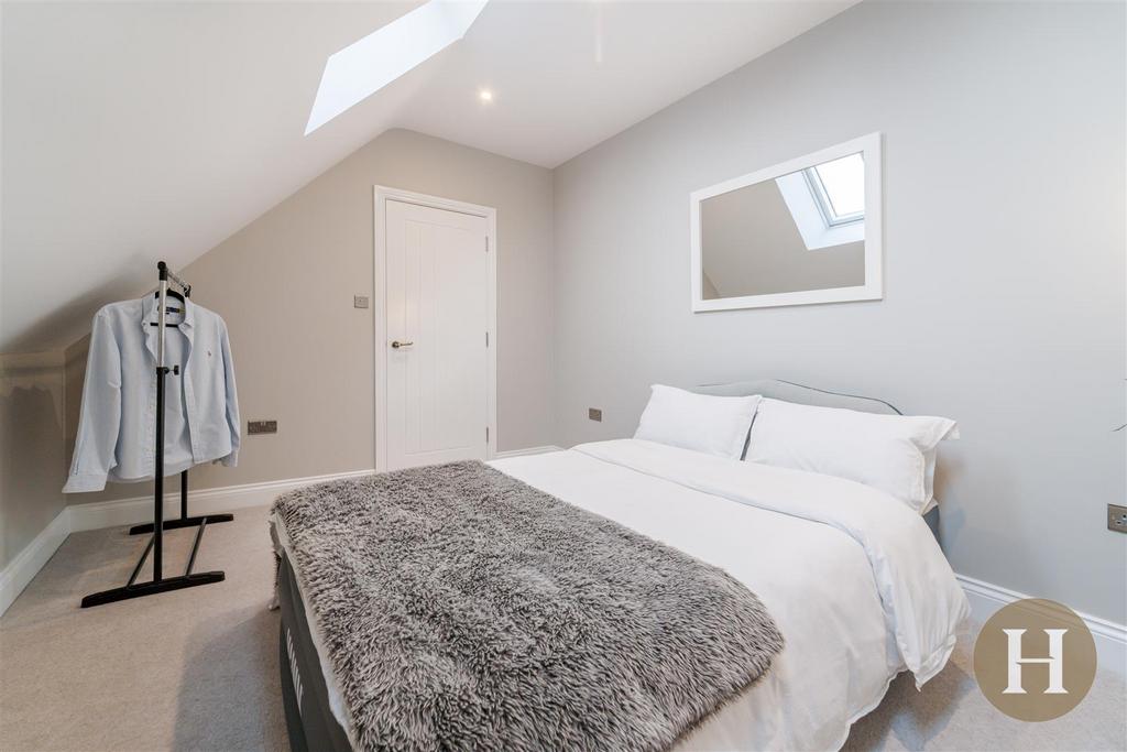 Hadleigh Estate Agents-22.jpg