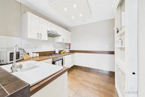 3 bedroom semi-detached house for sale, Calais Road, Burton-On-Trent DE13