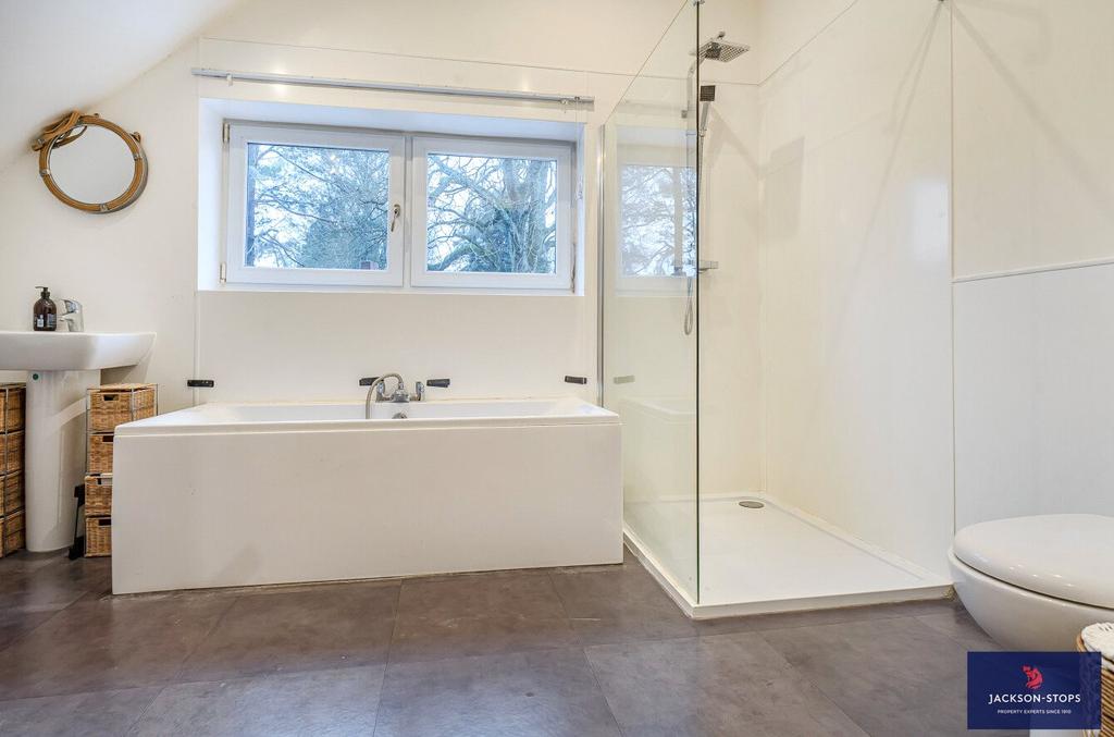 Ensuite Bathroom