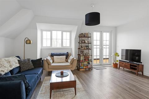 2 bedroom apartment for sale, Purley Hill, Purley CR8