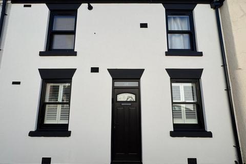 2 bedroom terraced house to rent, Park Avenue, Ormskirk