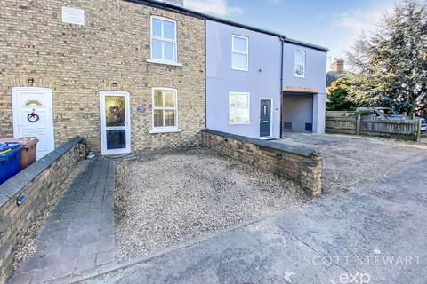 2 bedroom terraced house for sale - Briggate West, Peterborough PE7
