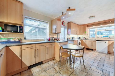 5 bedroom detached house for sale, Olivers Battery Crescent, Winchester, SO22